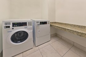 Holiday Inn Express Hotel & Suites Colby