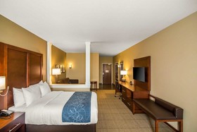 Comfort Suites