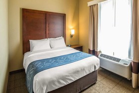 Comfort Suites
