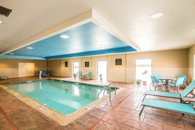 Comfort Suites