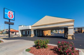 OYO Townhouse Dodge City KS