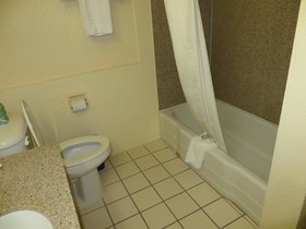 Silver Spur Vintage Inn & Suites