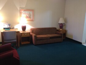 Americas Best Inn and Suites Emporia