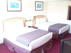 Travel Inn & Suites