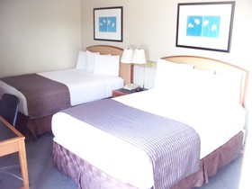 Travel Inn & Suites