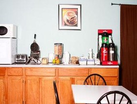 Travel Inn & Suites