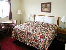 Travel Inn & Suites