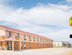 Super 8 by Wyndham Emporia