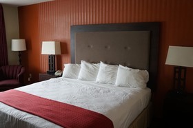 Super 8 by Wyndham Fort Scott