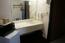 Super 8 by Wyndham Fort Scott