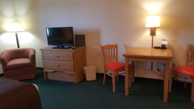 Holiday Inn Express Garden City East
