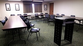 Holiday Inn Express Garden City East