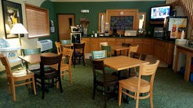Holiday Inn Express Garden City East