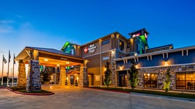 Best Western Plus Emerald Inn & Suites