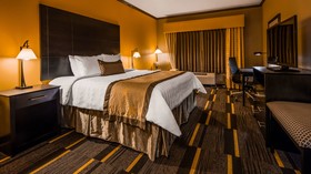 Best Western Plus Emerald Inn & Suites