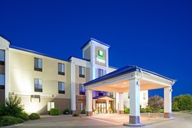 Country Inn & Suites by Radisson, Garden City, KS