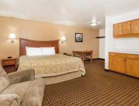 Super 8 by Wyndham Goodland