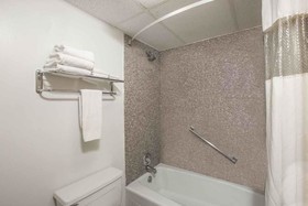 Travelodge by Wyndham Great Bend