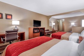 Comfort Inn & Suites Hays I-70