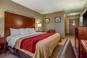 Comfort Inn & Suites Hays I-70