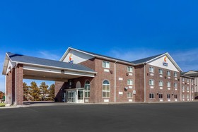 Comfort Inn & Suites Hays I-70