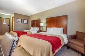 Comfort Inn & Suites Hays I-70