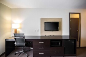 Sleep Inn & Suites Haysville