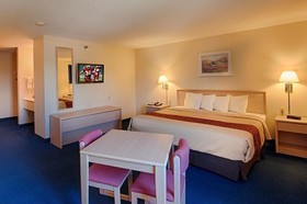 Red Roof Inn Holton