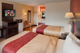Red Roof Inn Holton