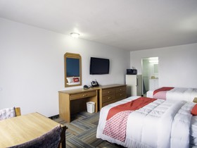 OYO Hotel Hutchinson KS West 4th Ave