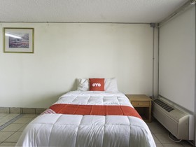 OYO Hotel Hutchinson KS West 4th Ave