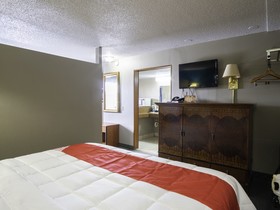 OYO Hotel Hutchinson KS West 4th Ave