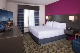 Holiday Inn Express Hutchinson