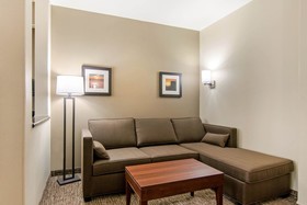 Comfort Inn & Suites Independence