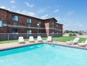 Super 8 by Wyndham Independence