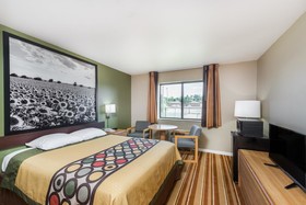 Super 8 by Wyndham Independence
