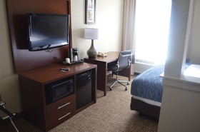 Comfort Inn & Suites Junction City - near Fort Riley