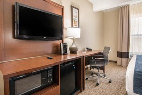 Comfort Inn & Suites Junction City - near Fort Riley