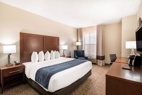 Comfort Inn & Suites Junction City - near Fort Riley