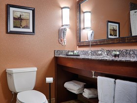Best Western Premier KC Speedway Inn & Suites