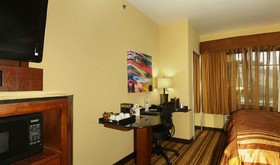 Best Western Premier KC Speedway Inn & Suites