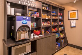 Candlewood Suites Kansas City