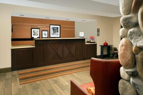 Hampton Inn Kansas City/Village West