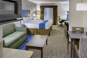 Holiday Inn Express & Suites Kansas City KU Medical Center
