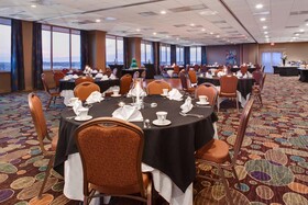 Holiday Inn Hotel & Suites Overland Park-West