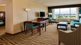 Holiday Inn Hotel & Suites Overland Park-West
