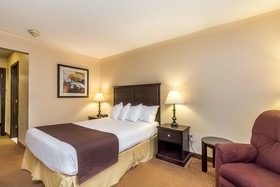 Baymont by Wyndham Kansas City KU Medical Center