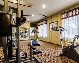 Comfort Inn & Suites Lawrence - University Area