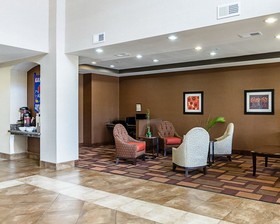 Comfort Inn & Suites Lawrence - University Area