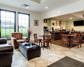 Econo Lodge Lawrence